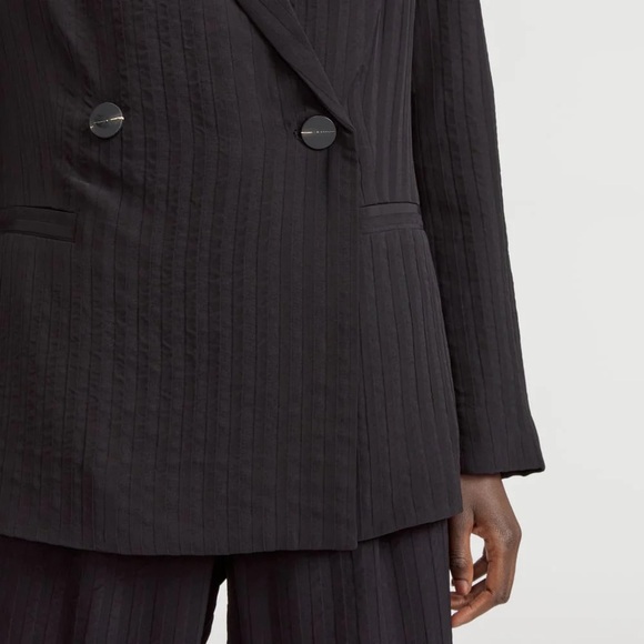 Everlane Elegant Black Women's Blazer - Picture 5 of 8